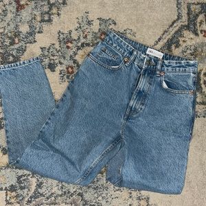 Womens Zara straight leg jeans